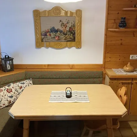 Haus Martin Eichhoernchen Daire Ramsau am Dachstein